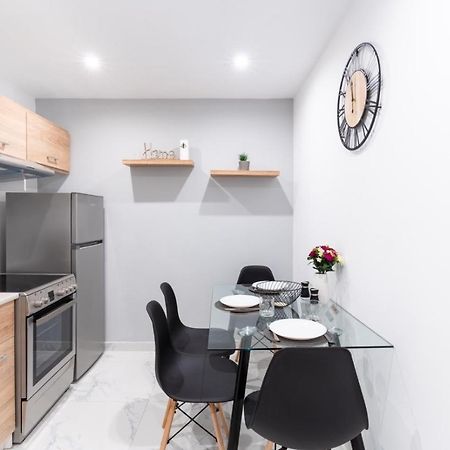 Aiolos Plateia Apartment Nea Smyrni เอเธนส์ ภายนอก รูปภาพ